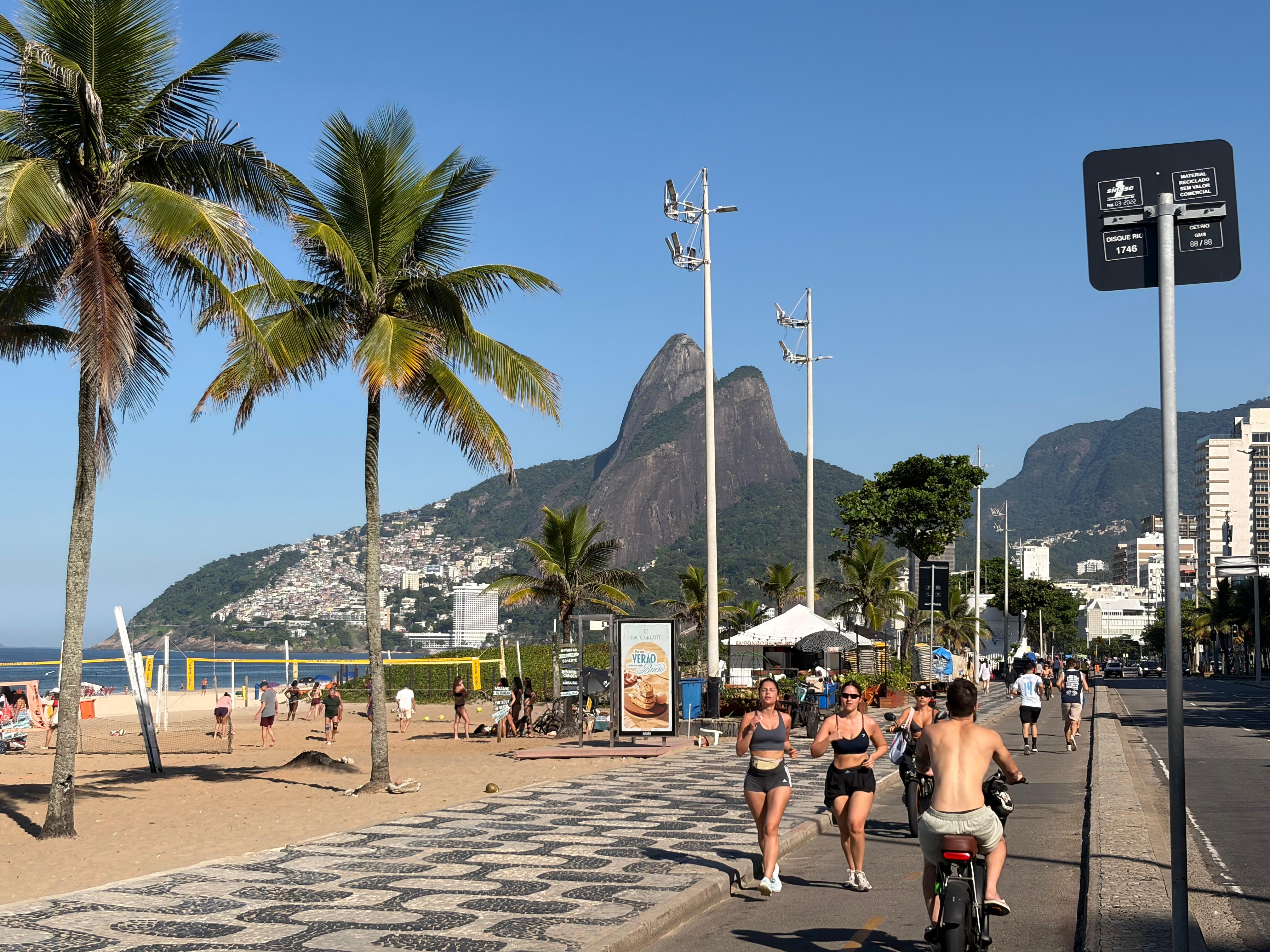Morning bus stop near Ipanema.