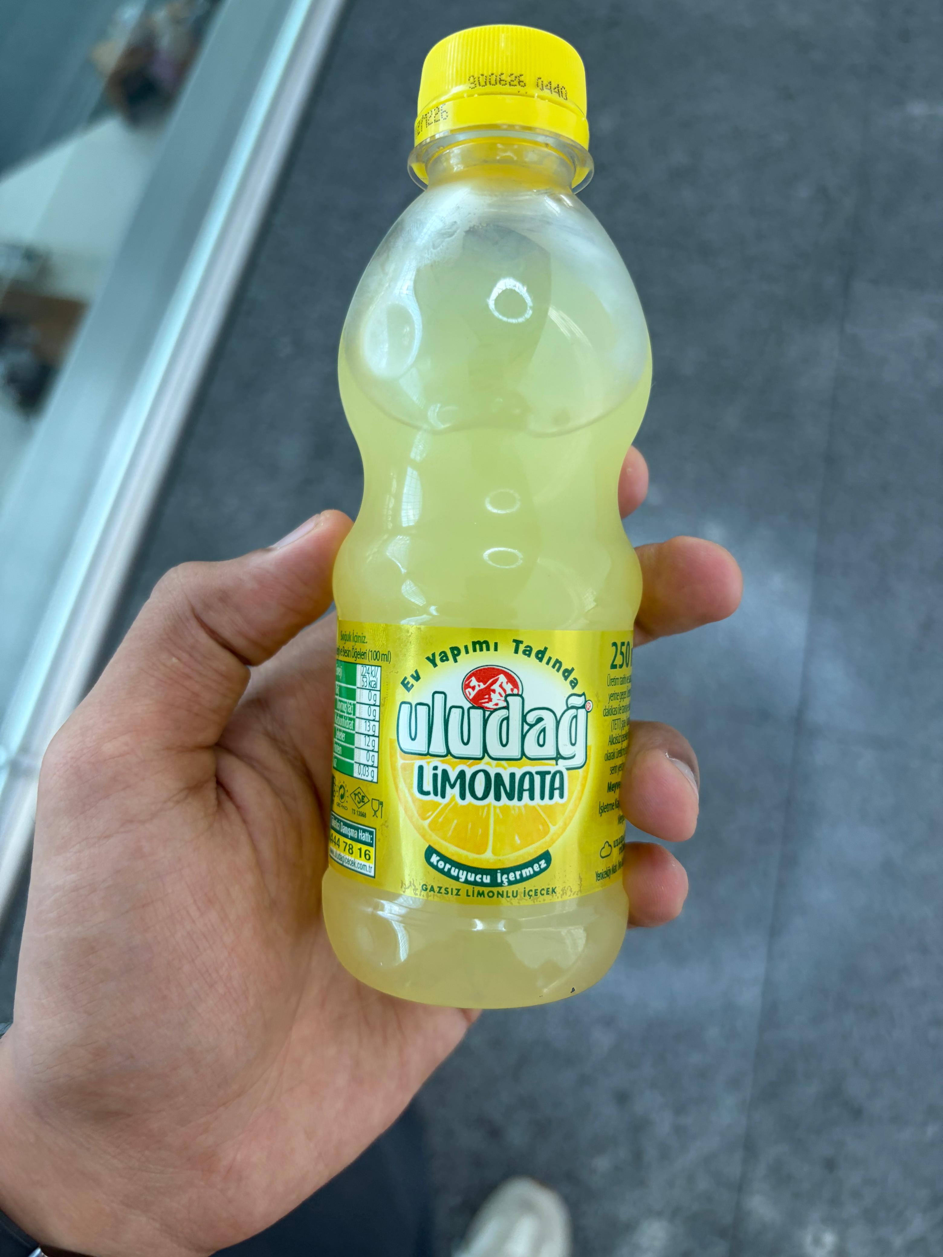 Turkish lemonade