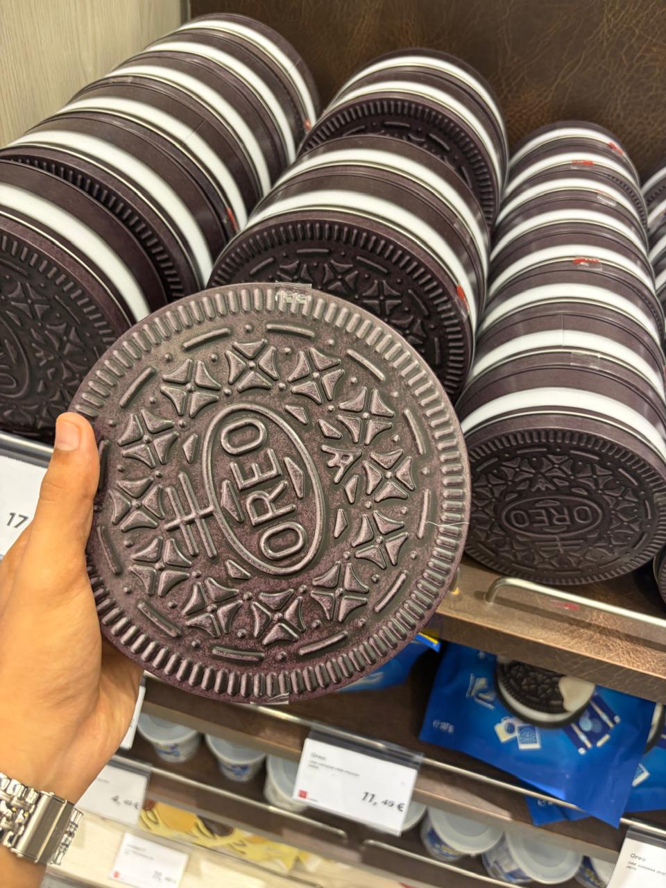Giant Oreo