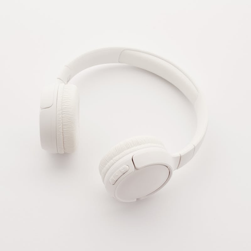 Lost wired earphones in sports complex